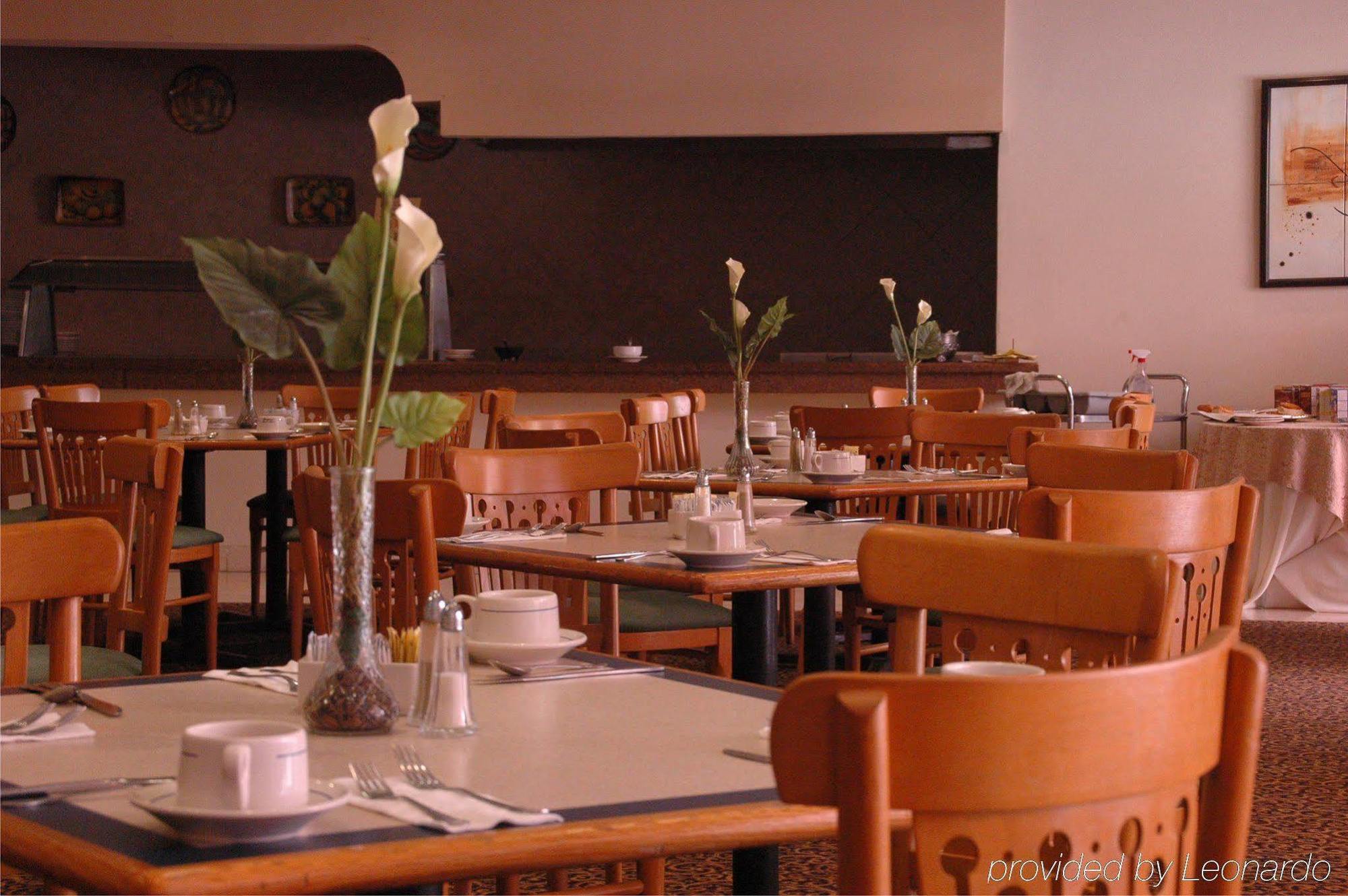 Best Western Residencial Inn And Suites Matamoros  Restaurang bild